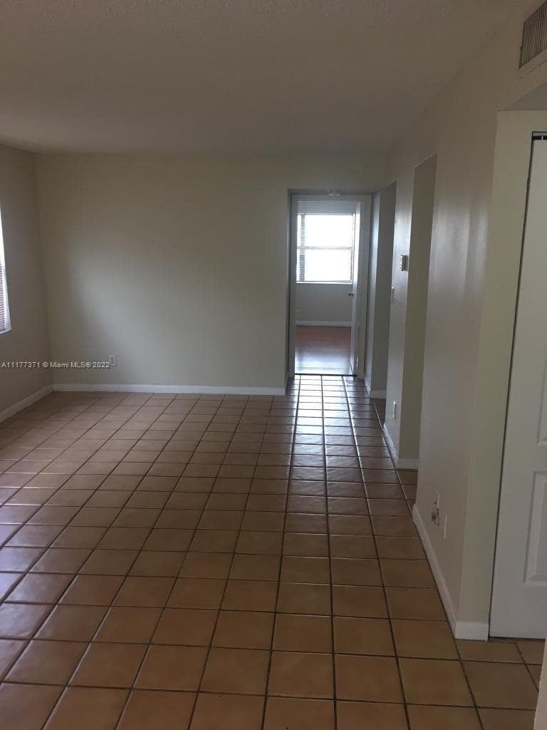 3410 Foxcroft Rd # 116, Miramar FL 33025
