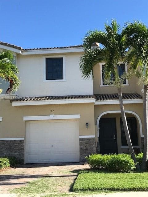 317 NE 194th Ln # 317, Miami FL 33179