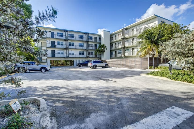 609 NE 13th Ave # 302, Fort Lauderdale FL 33304