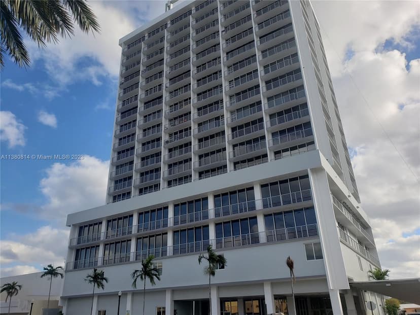 1720 Harrison St # 12D, Hollywood FL 33020