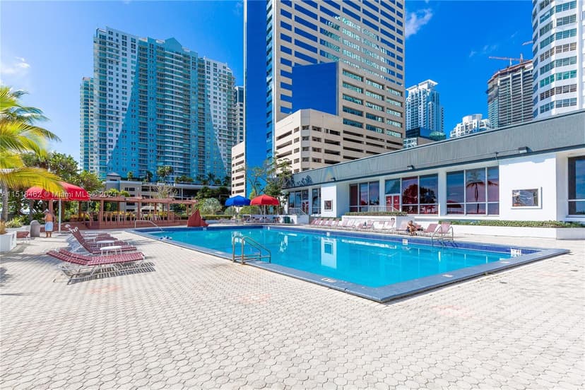 905 Brickell Bay Dr # 2028, Miami FL 33131