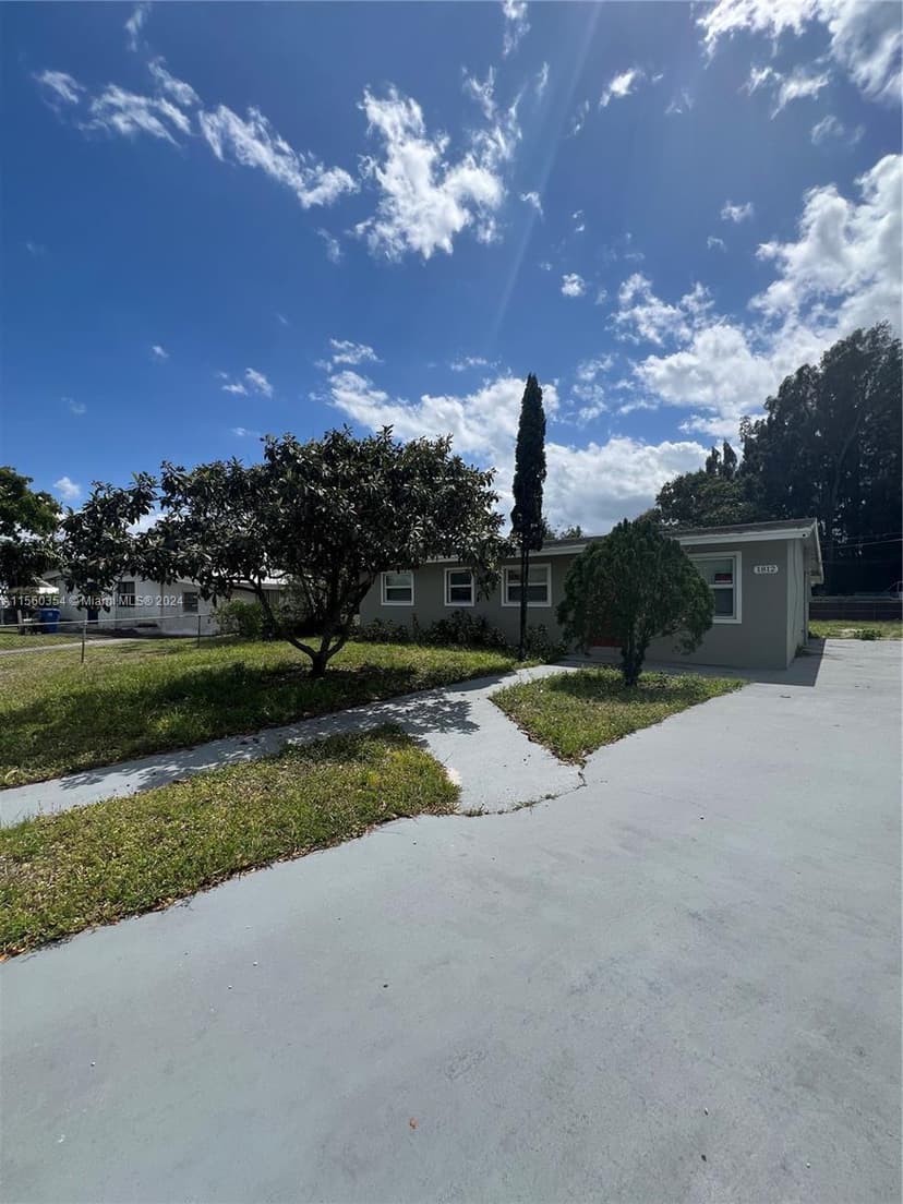 1812 NW 15th Court, Fort Lauderdale FL 33311