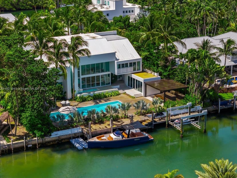 161 Cape Florida Dr, Key Biscayne FL 33149