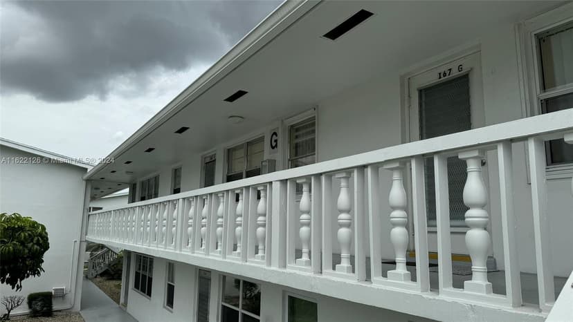 163 Coventry G # 163, West Palm Beach FL 33417