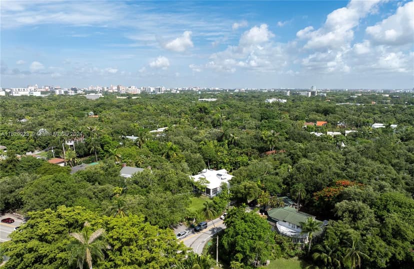 1701 S Bayshore Dr, Miami FL 33133