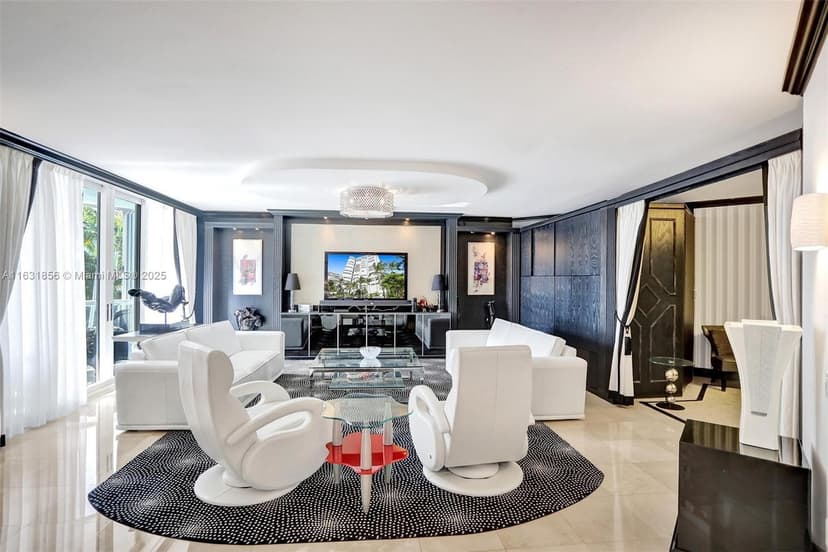 21050 Point Pl # 403, Aventura FL 33180