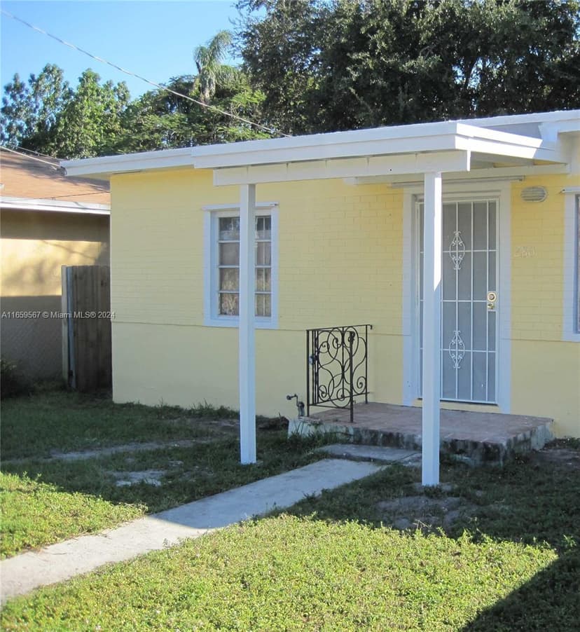 280 NW 51st St, Miami FL 33127