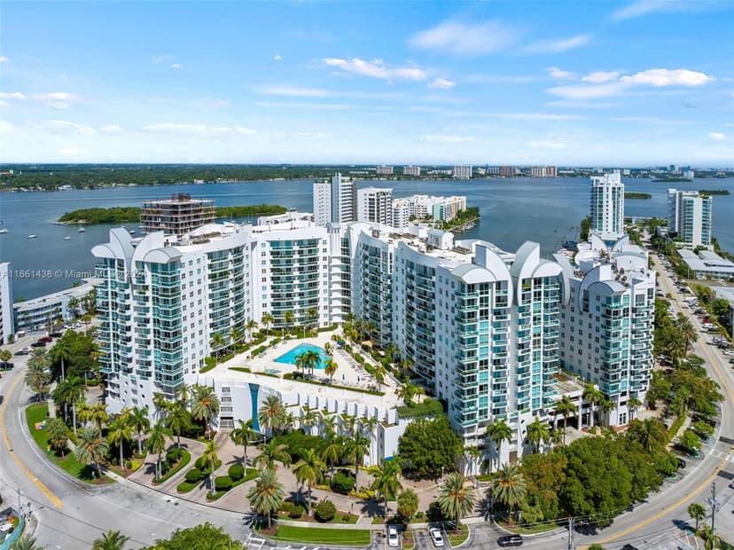 7900 Harbor Island Dr # 513, North Bay Village FL 33141