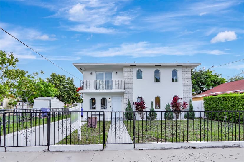 1359 SW 11th St, Miami FL 33135