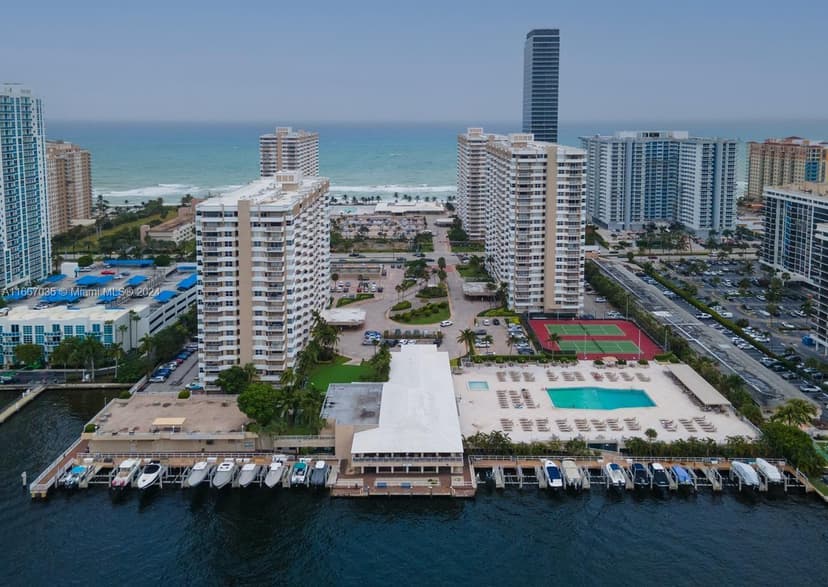 1965 S Ocean Dr # 11P, Hallandale Beach FL 33009