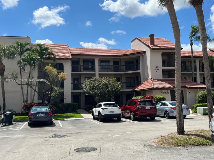 10110 Cedar Point Blvd # 206, Boynton Beach FL 33437