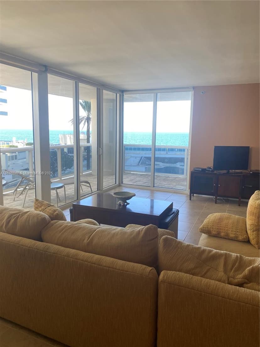 1850 S Ocean Dr # 810, Hallandale Beach FL 33009