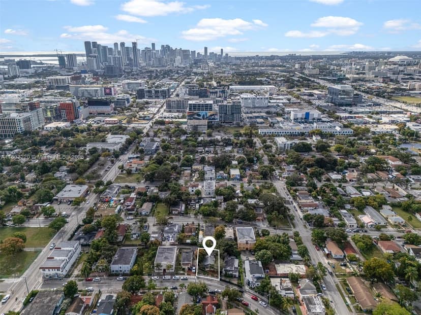 260 NW 34th St, Miami FL 33127