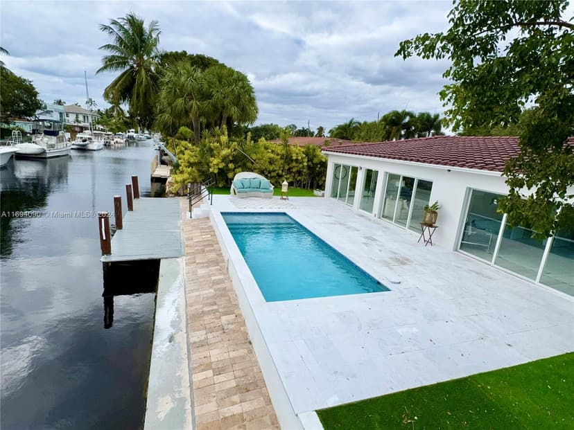 1012 Tangelo Isle, Fort Lauderdale FL 33315