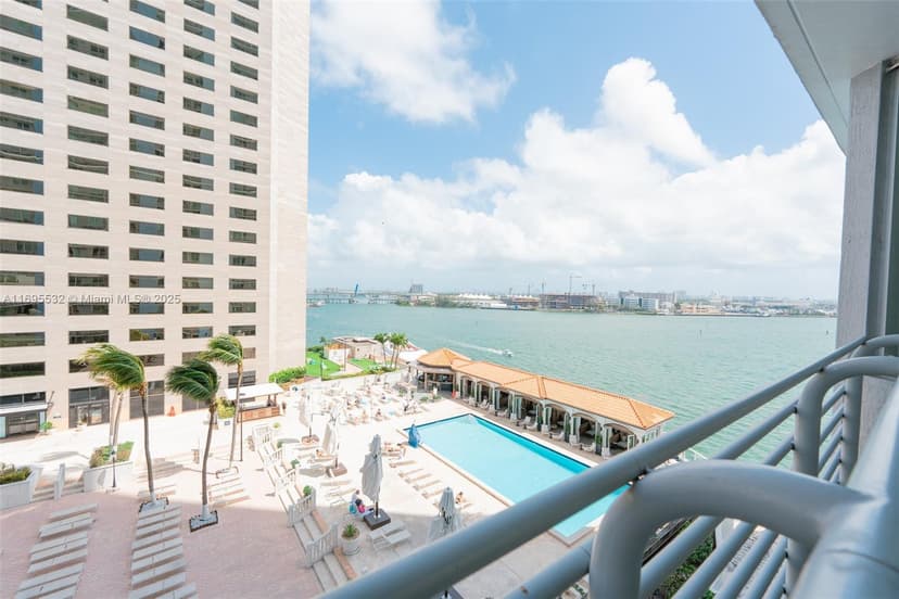 335 S Biscayne Blvd # 1108, Miami FL 33131