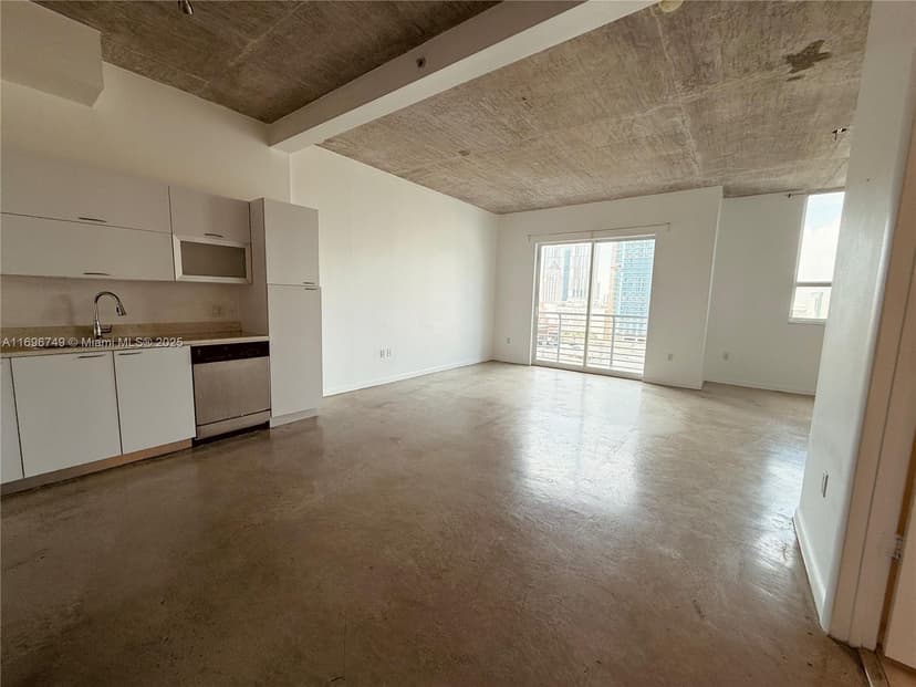 234 NE 3rd St # 1205, Miami FL 33132