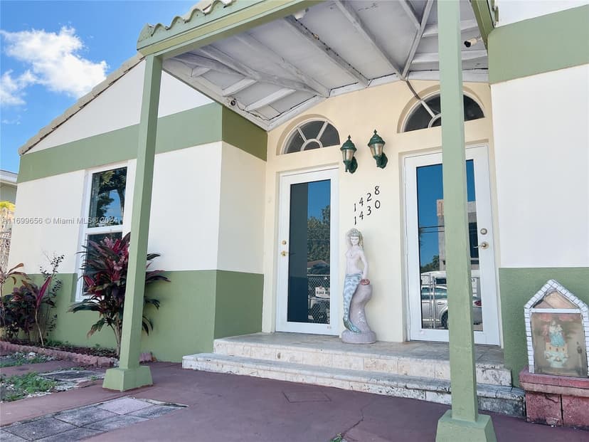 1428 SW 20th St, Miami FL 33145