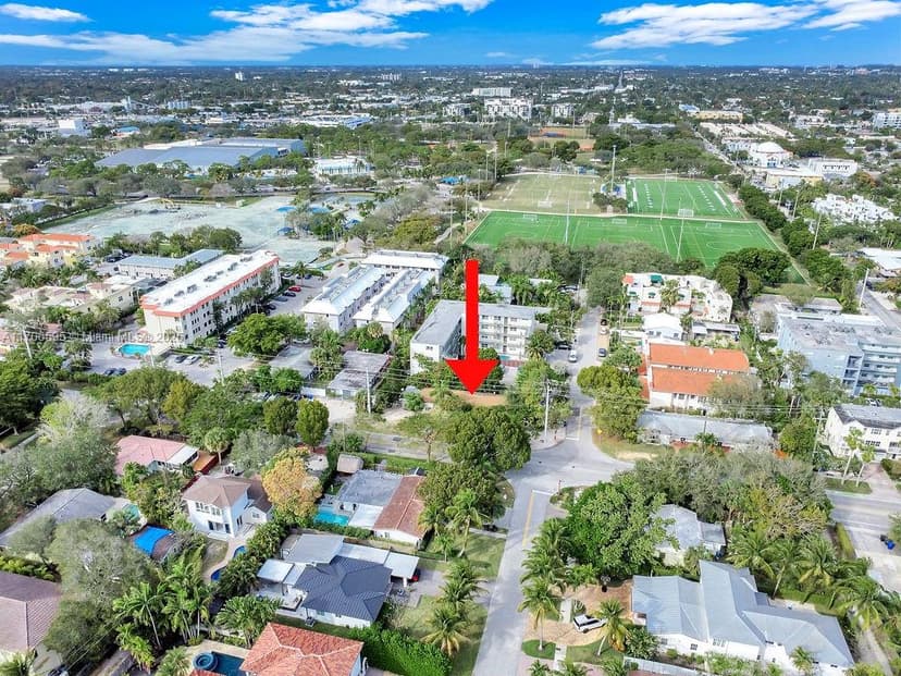 1215 NE 6th St, Fort Lauderdale FL 33304