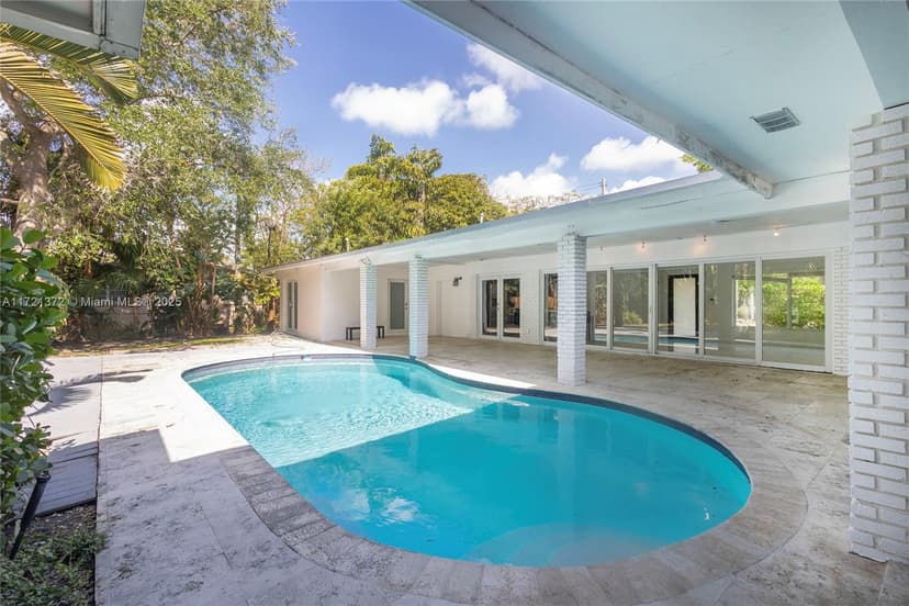 7620 SW 136th St, Palmetto Bay FL 33156