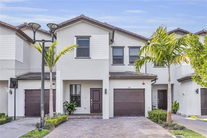 274 SW 159th Pl, Pembroke Pines FL 33027