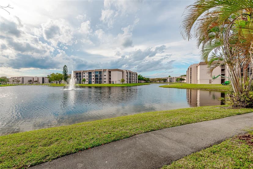 10315 NW 24th pl # 307, Sunrise FL 33322