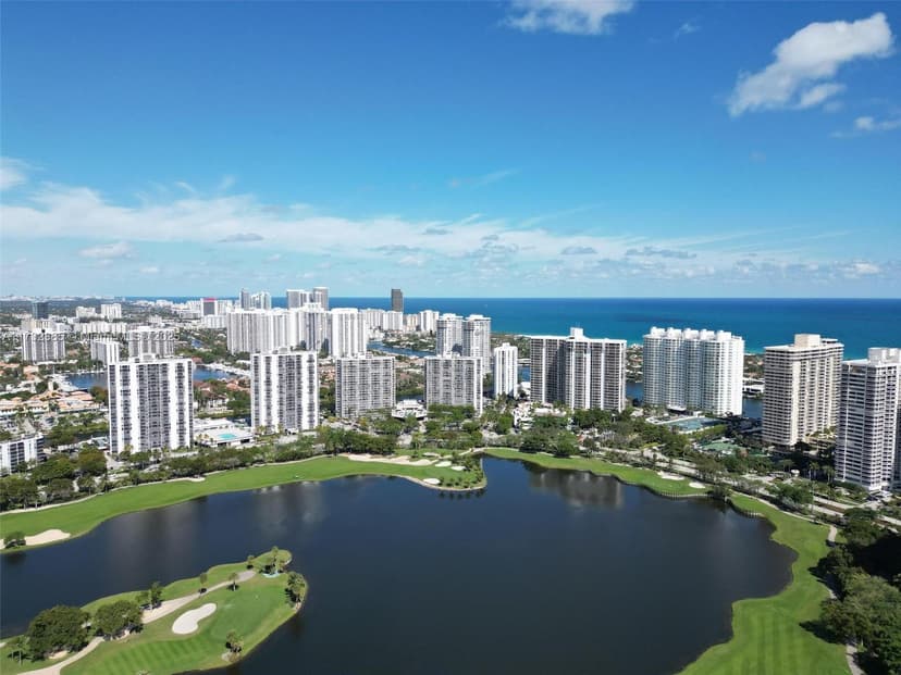 3675 N Country Club Dr # 1006, Aventura FL 33180