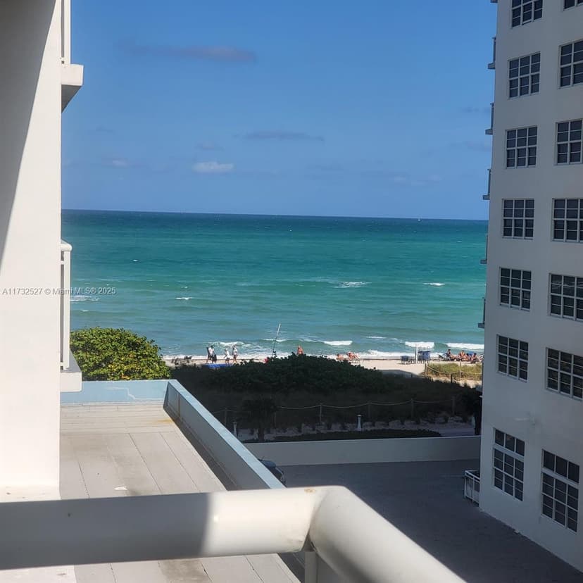 6969 Collins Ave # 506, Miami Beach FL 33141