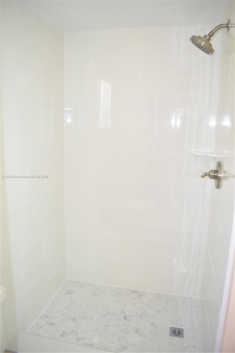 9360 Sunrise Lakes Blvd # 112, Sunrise FL 33322