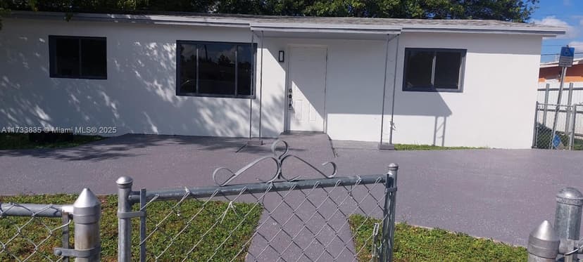 20600 NW 34th Ave, Miami Gardens FL 33056