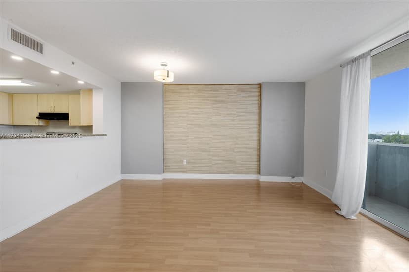 3000 Coral Way # 513, Miami FL 33145
