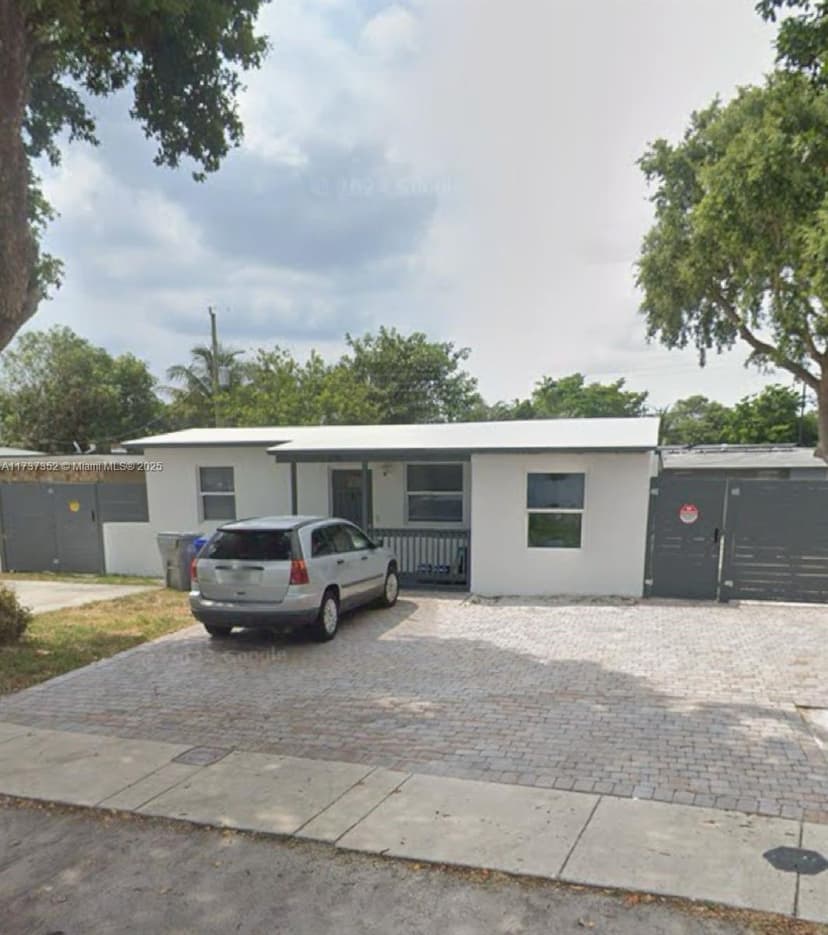 1892 NE 53rd Ct, Pompano Beach FL 33064
