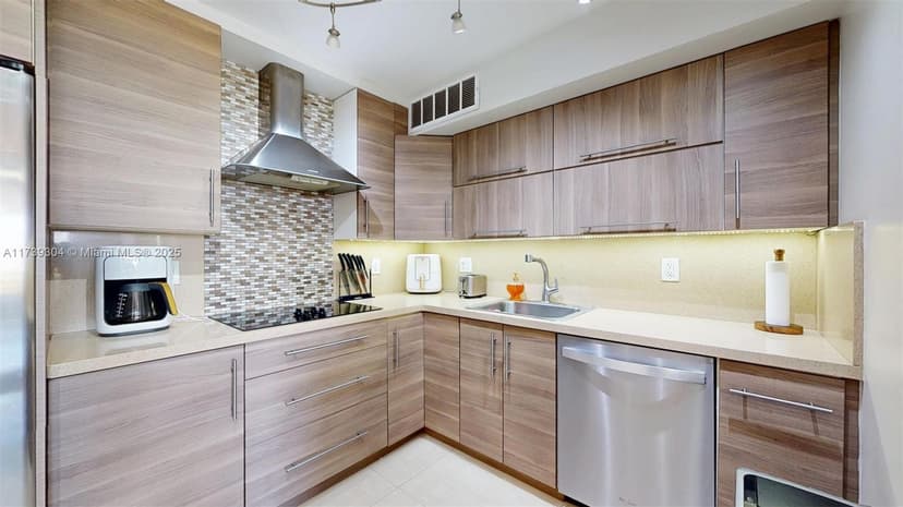 600 N Three Islands Blvd # 803, Hallandale Beach FL 33009