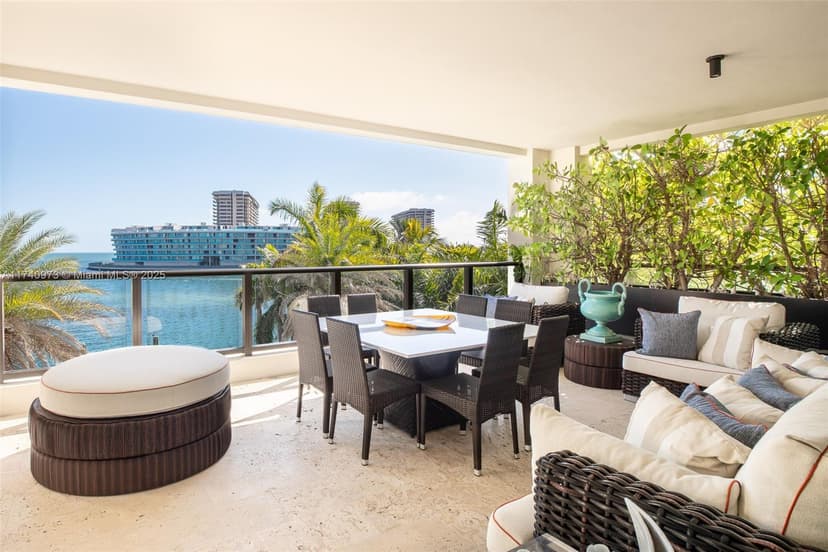 3535 Hiawatha Ave # 403, Coconut Grove FL 33133
