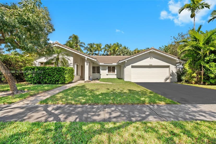 2061 NE 207th St, Miami FL 33179