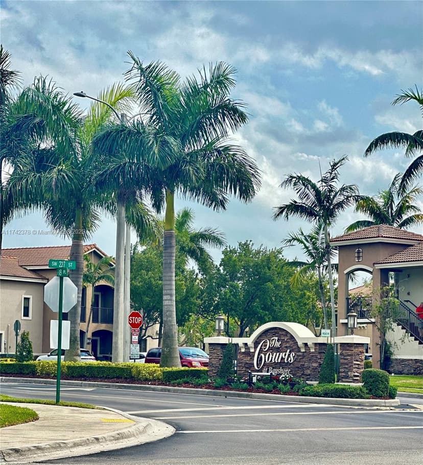 22441 SW 88th Pl # 5, Cutler Bay FL 33190
