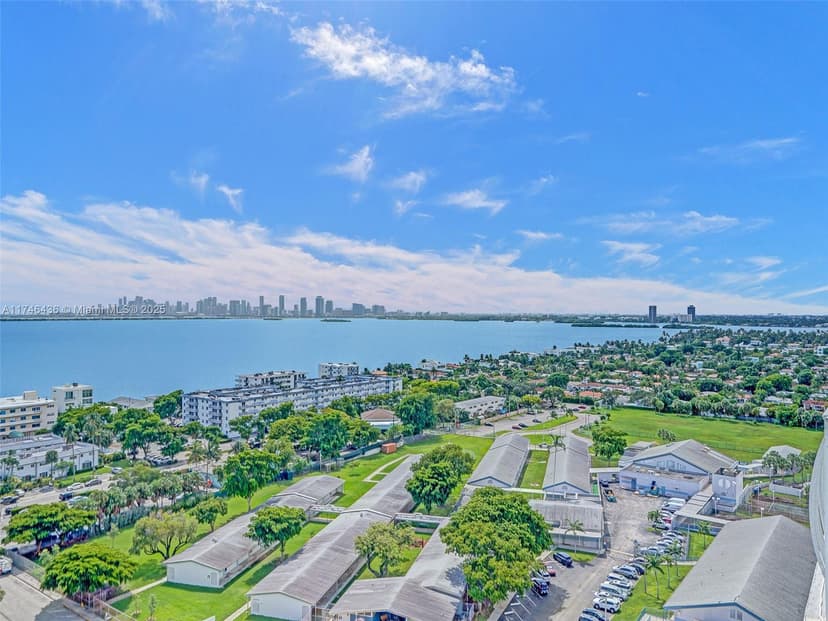 7601 E Treasure Dr # 1705, North Bay Village FL 33141