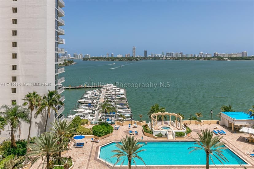 7601 E Treasure Dr # 1108, North Bay Village FL 33141