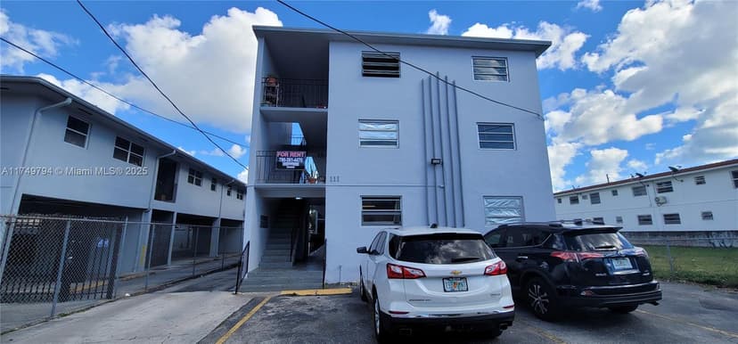 111 SW 18th Ave, Miami FL 33135
