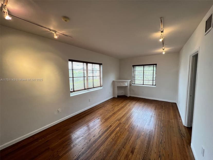 1535 Meridian Ave # 3, Miami Beach FL 33139