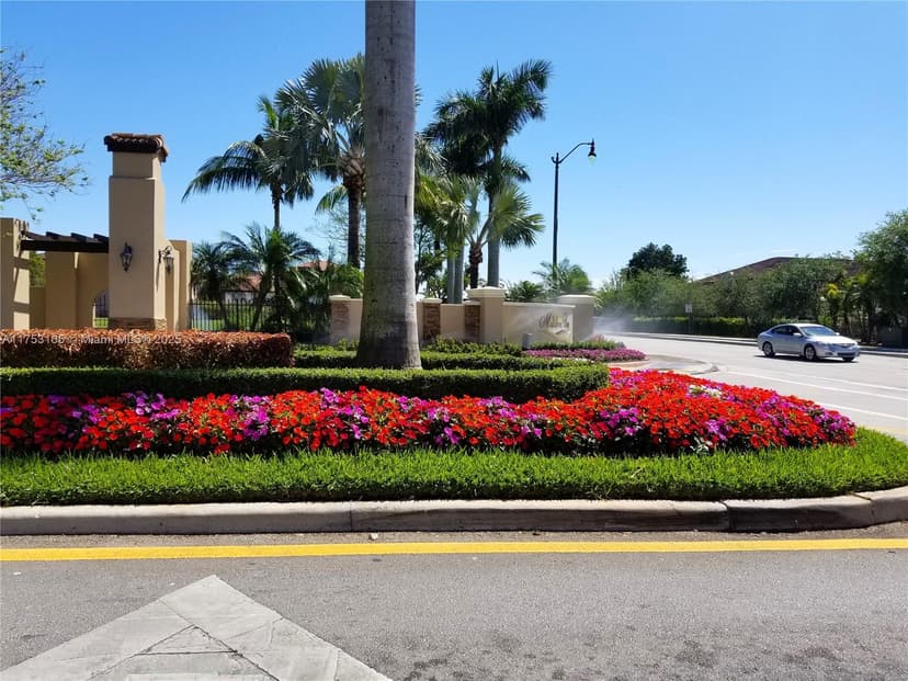 3395 NE 9th St # 103, Homestead FL 33033