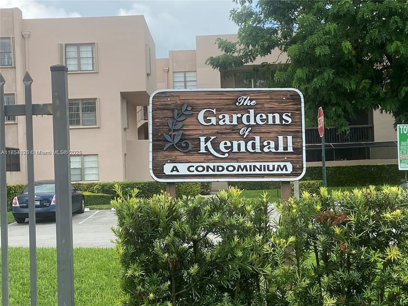 10985 SW 107th St # 211, Miami FL 33176