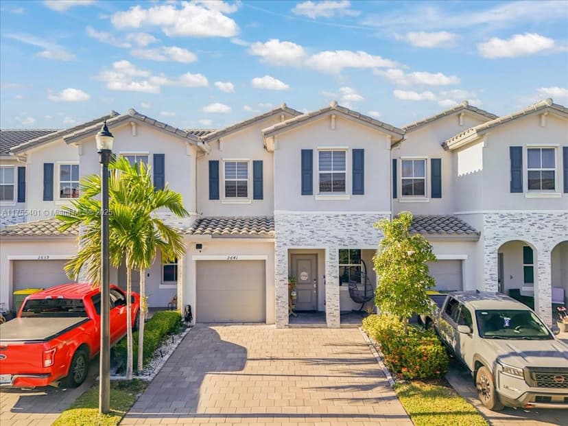 2641 SE 12th St # 2641, Homestead FL 33035