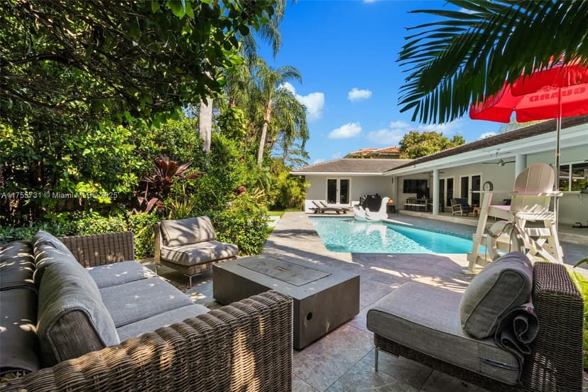 8234 SW 60th Ct, South Miami FL 33143