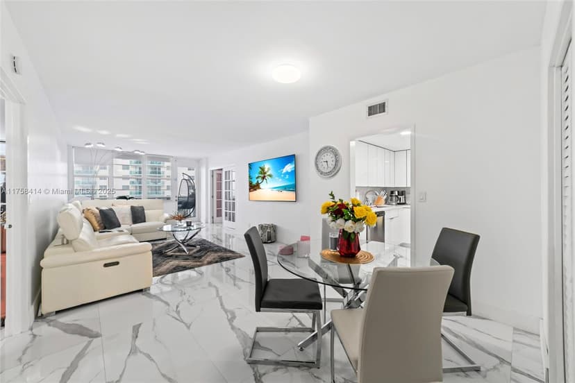 3725 S Ocean Dr # 716, Hollywood FL 33019