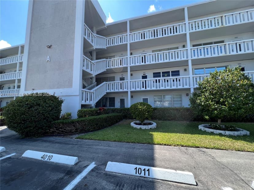 1011 Ellesmere A # 1011, Deerfield Beach FL 33442