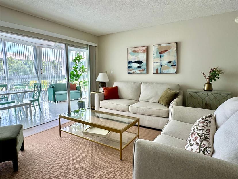 3000 NE 48th St # 203, Fort Lauderdale FL 33308