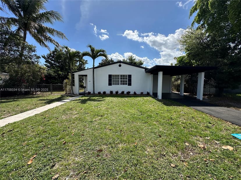 580 NW 194th Ter, Miami Gardens FL 33169