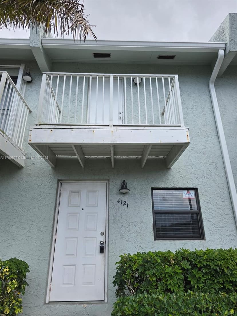 4121 NE 21st Ter # 3, Lighthouse Point FL 33064