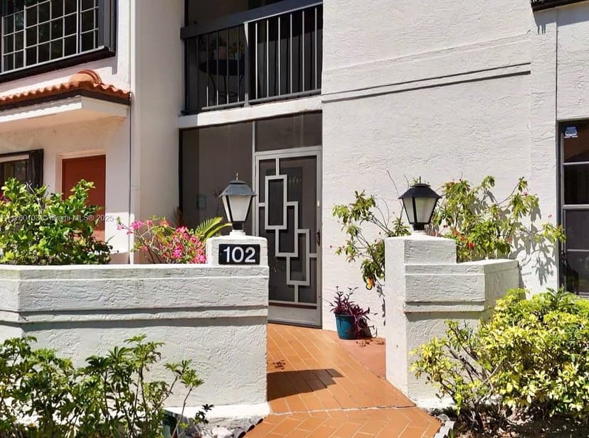9632 E Sills Dr # 102, Boynton Beach FL 33437