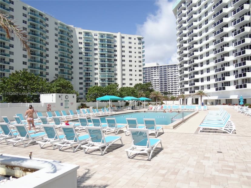 3725 S Ocean Dr # 607, Hollywood FL 33019